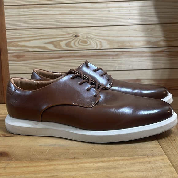 Guess Leather Dress Shoes Mens Rich Brown Excellent Almost New Condition 9.5 - Picture 3 of 10